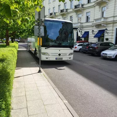 bus-mercedes-1